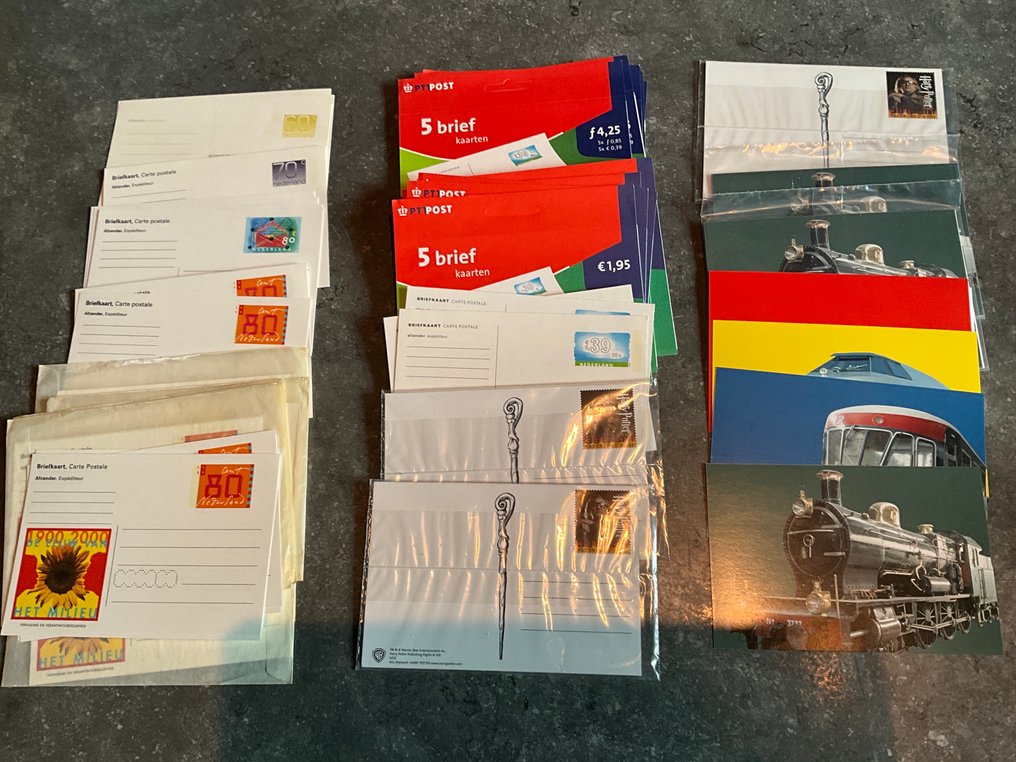 Netherlands - 535 pieces of postal items, of which 410 are mint and 125 are used. #2.1