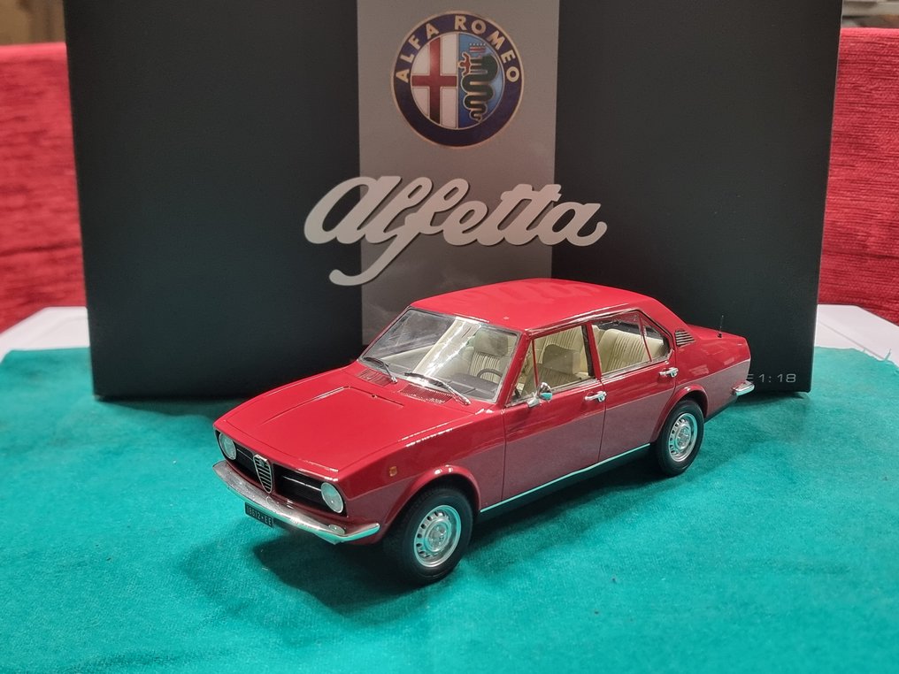 TSM Model 1:18 - Model sedan - Alfa Romeo Alfetta 1600 #1.0