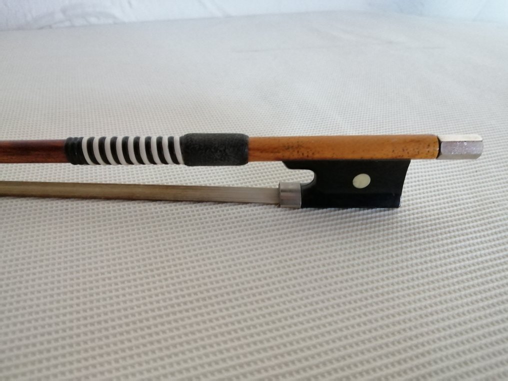 Golden strad bow outlet
