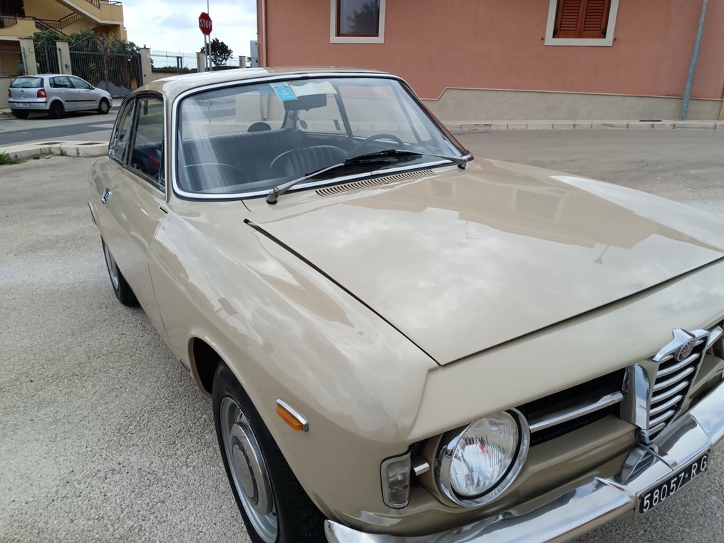Alfa Romeo - Giulia GT Scalino - 1970 #2.1