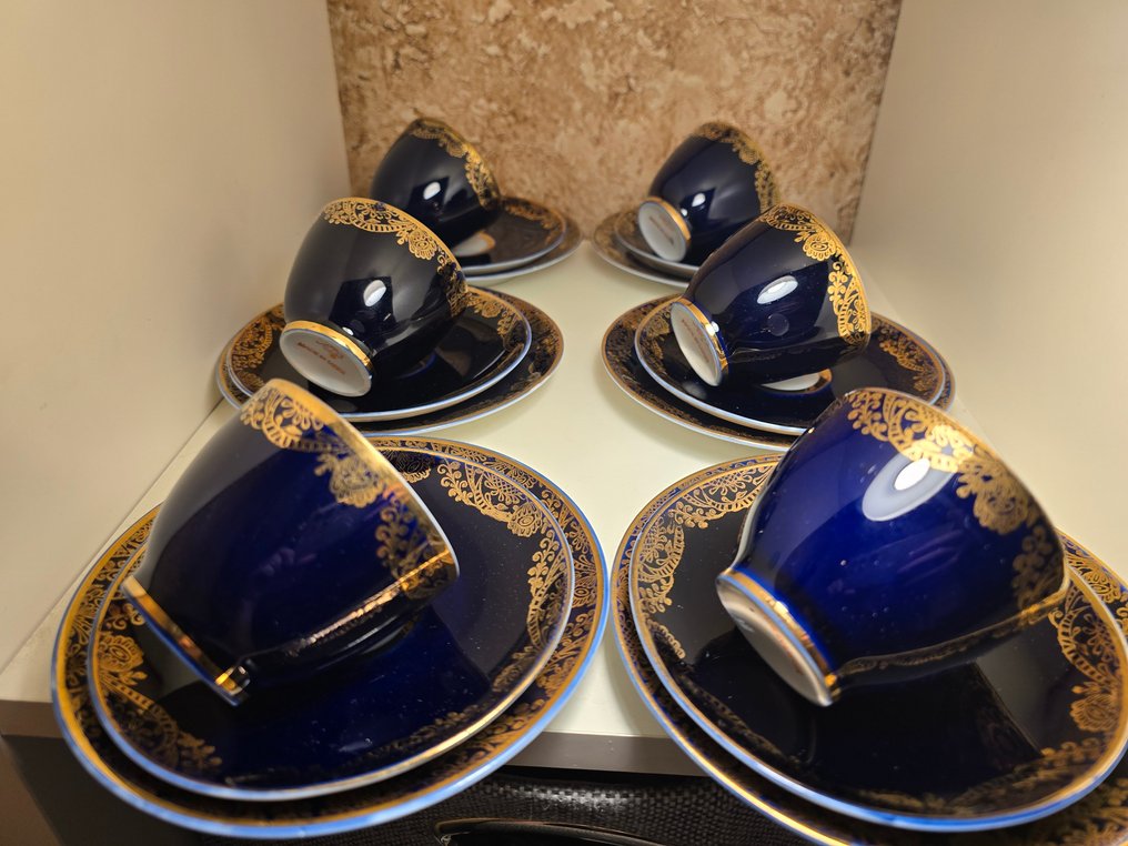 Lomonosov Imperial Porcelain Factory - Coffee set (18) - Porcelain - Golden frieze #1.0