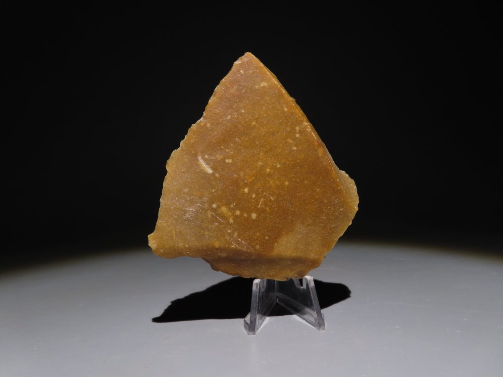 欧洲 燧石 手斧 - 刀。高 7.5 厘米。新石器时代,公元前 6000 - 4000 年 (没有保留价) #3.2