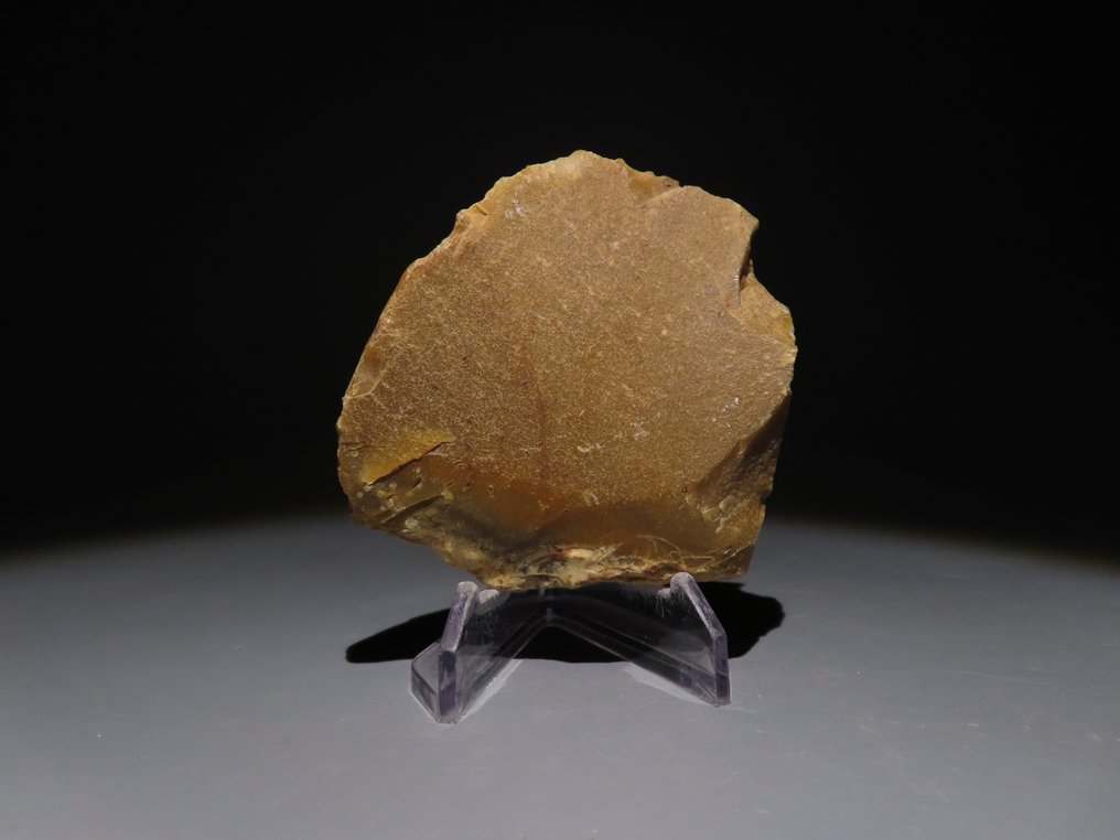 Europa Flint Håndøks - kniv. 7,5 cm H. Neolitikum, 6000 - 4000 f.Kr  (Ingen reservasjonspris) #2.1