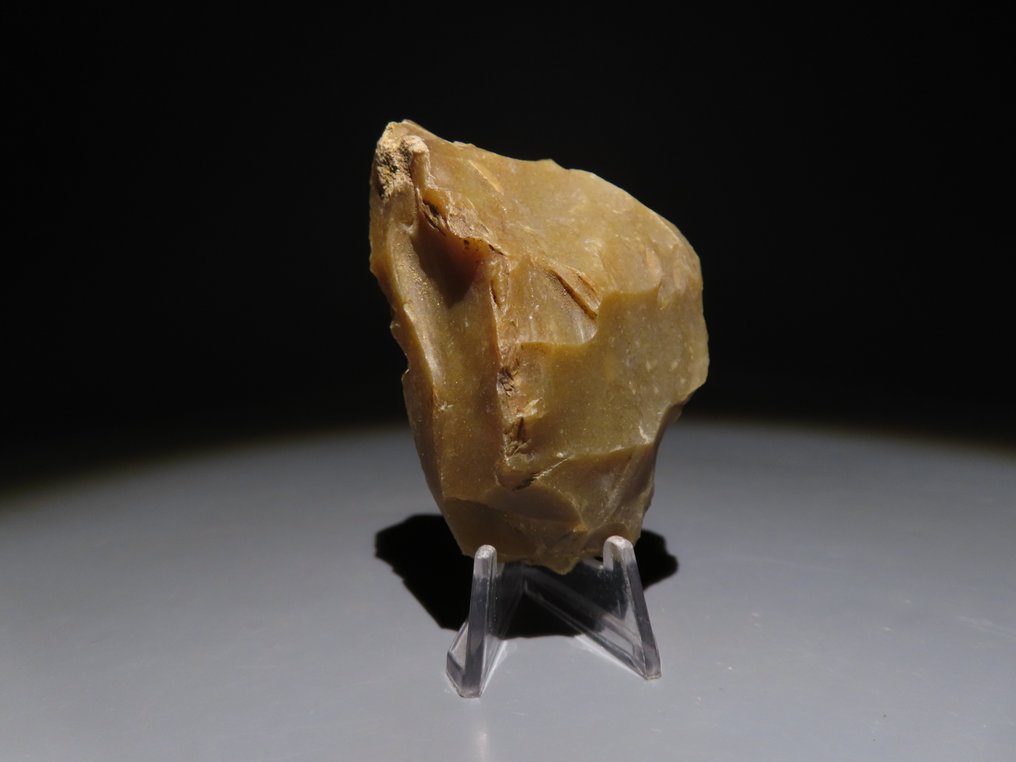 歐洲 燧石 手斧-刀。 6.5 公分高。 (沒有保留價) #1.0