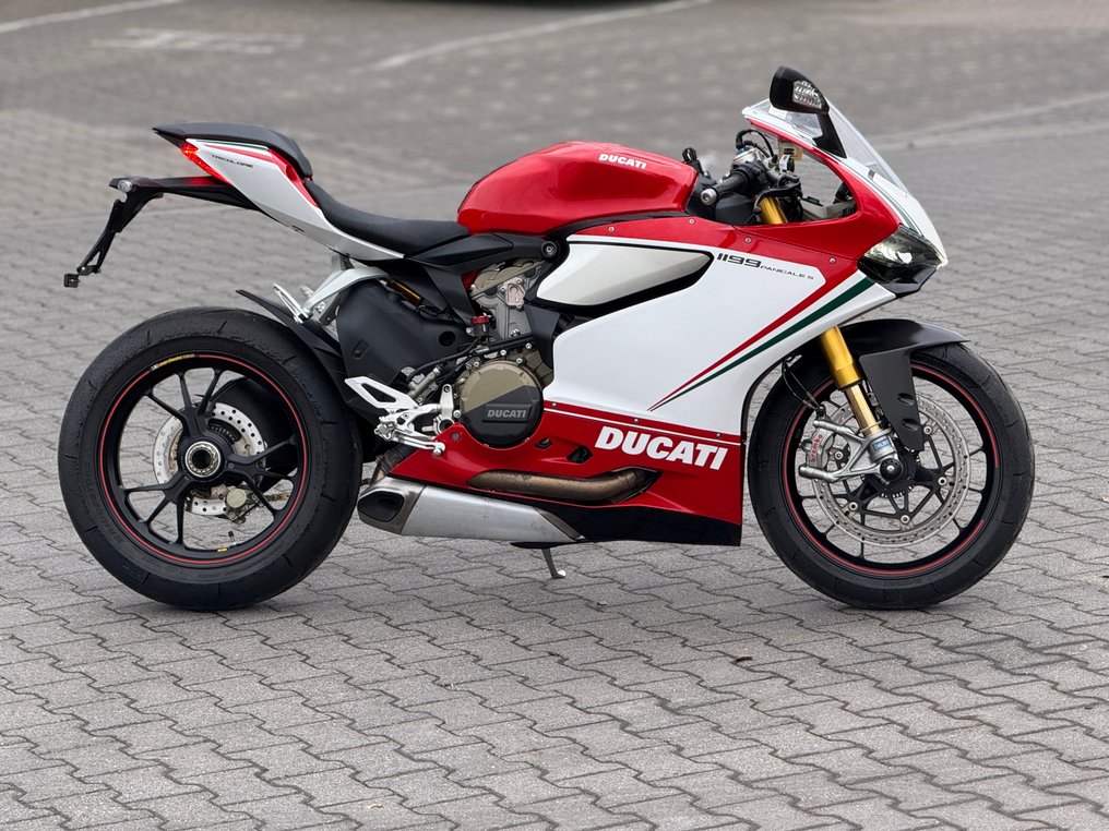 Ducati 1199S Panigale Tricolore 2013 auction online Catawiki