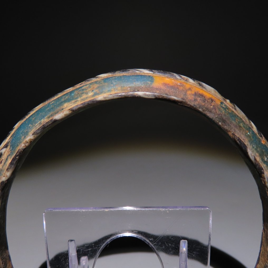 古罗马 玻璃 手镯。公元一至三世纪,直径9厘米。 (没有保留价) #4.3