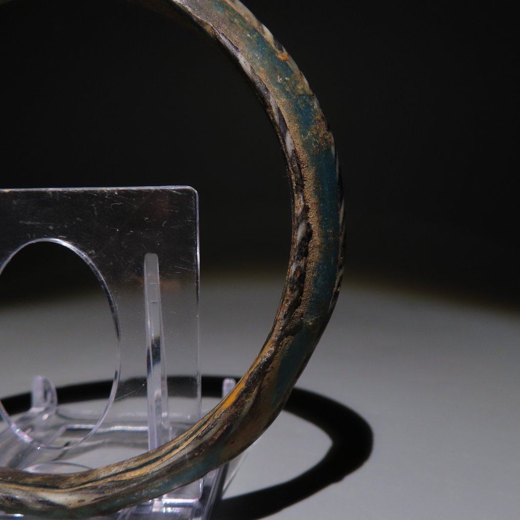 古罗马 玻璃 手镯。公元一至三世纪,直径9厘米。 (没有保留价) #3.2