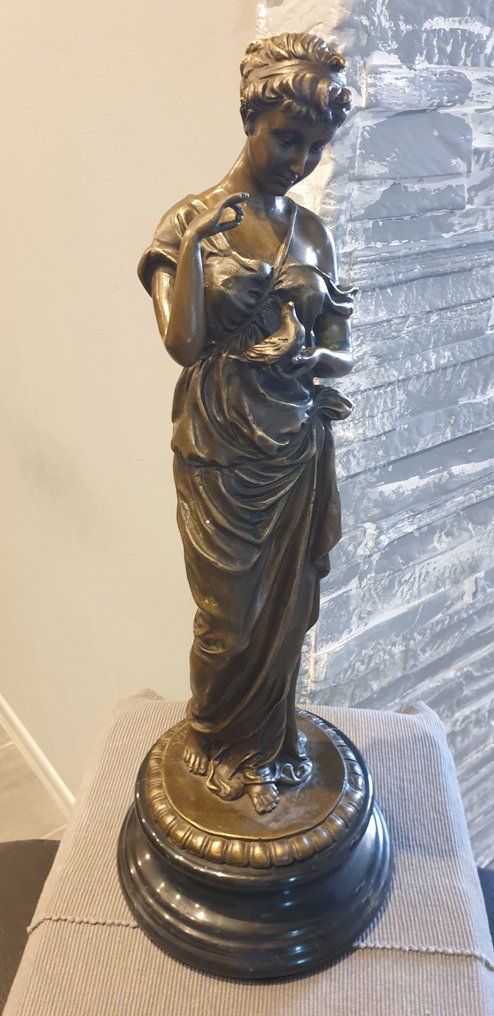 Milo (1910-1978) - Statue, Maiden gets in touch with Nature - 62 cm - Patinated bronze #1.0