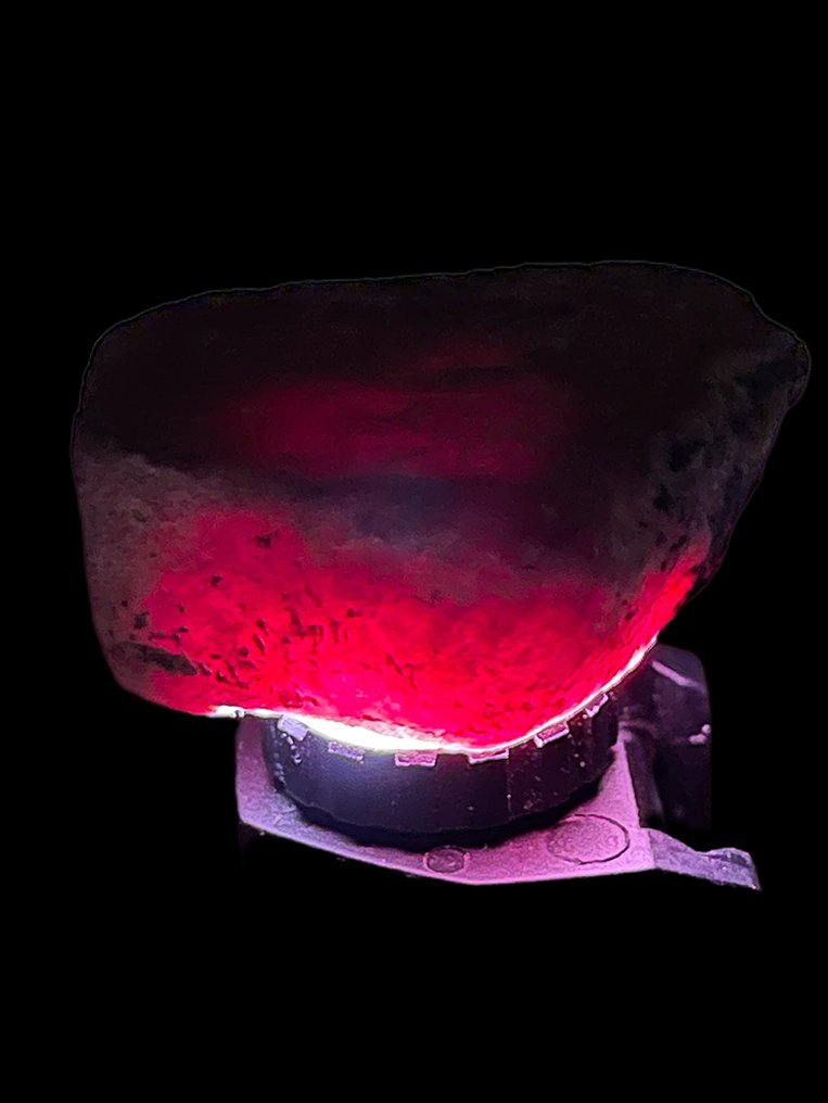 Ruby Rough. Unusual Mozambique Pinkish Ruby Crystal. 296 Cts., 100% Special - Height: 45 mm - Width: 35 mm- 59.2 g #1.0