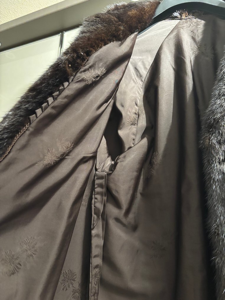 Artisan Furrier - Abrigo de piel #4.3