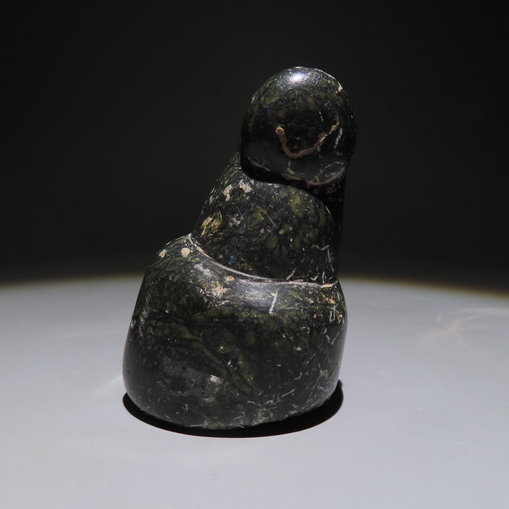 中东的 石 偶像。公元前四千纪。高7厘米。 #2.1