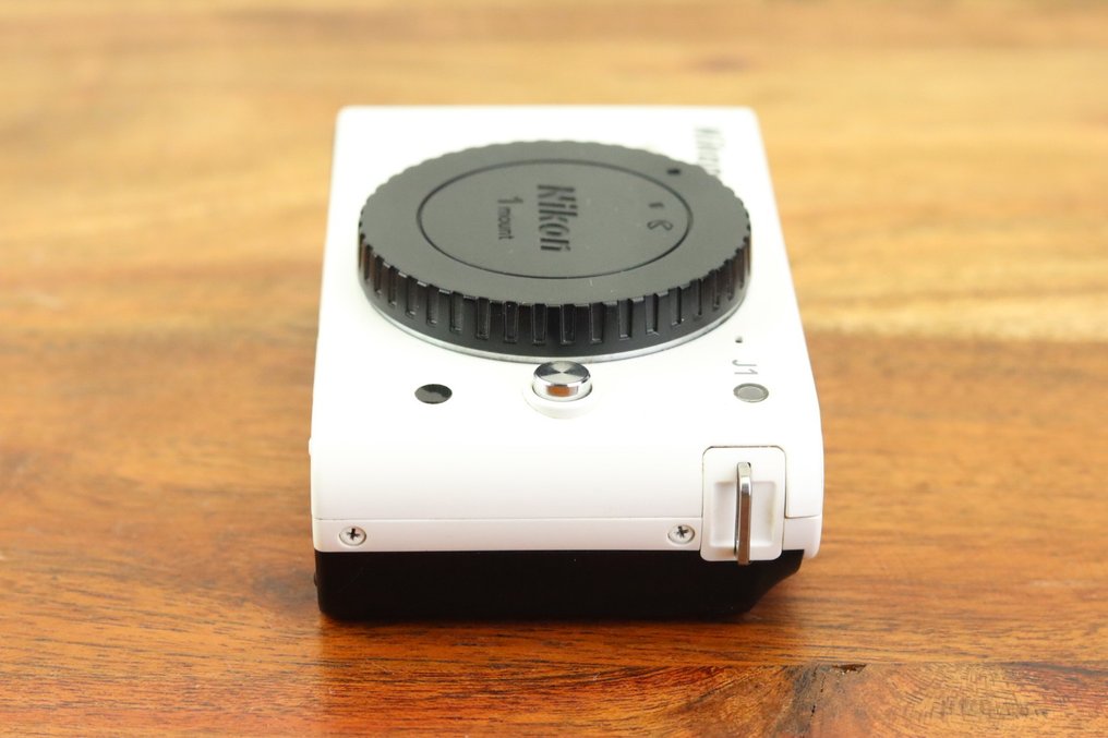 Nikon 1, J1 Body + Accessoires Digital camera #4.3