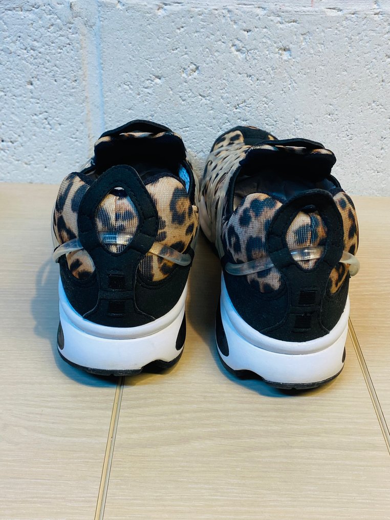 Nike - Lace-up shoes - Size: EU 42 #3.2