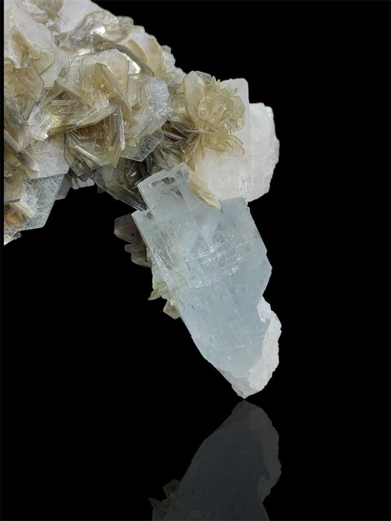 绝美的海蓝宝石 标本 - 高度: 95 mm - 宽度: 43 mm- 100 g #3.2