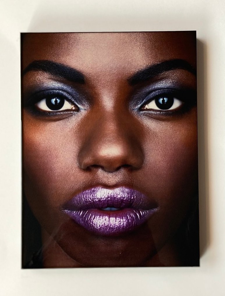 Erwin Olaf (1959) - Paradise Portraits - Tabara #1.0