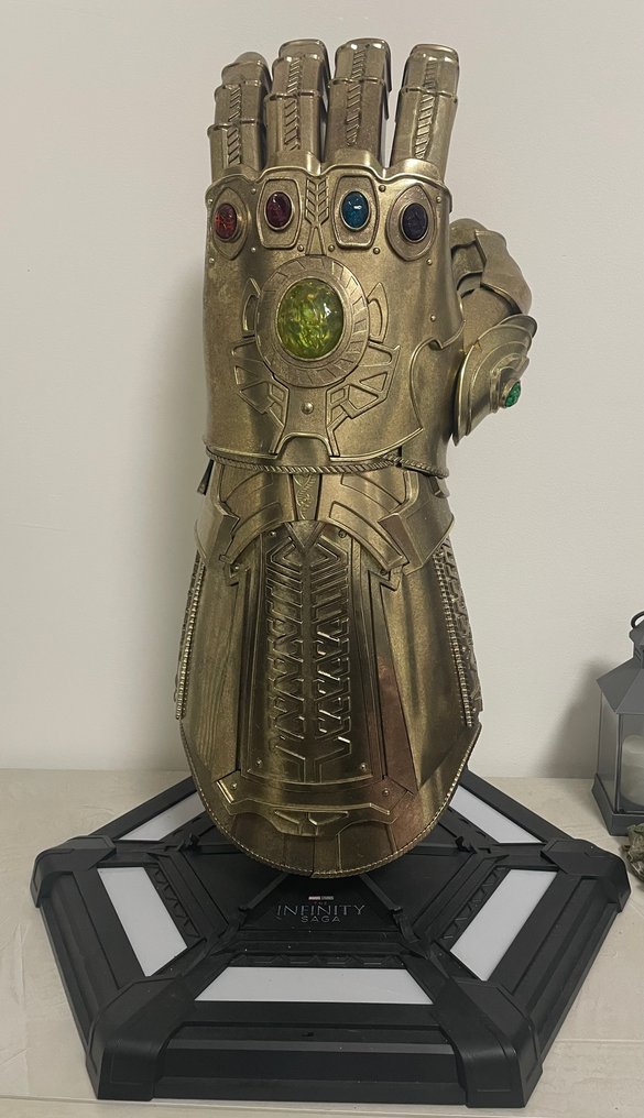 Marvel - Figurka - Infinity Gauntlet - Plastik, żywica #1.0