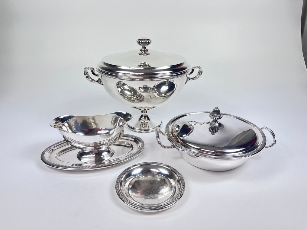 Orfèvrerie Bruno Wiskemann - Bordservice - Godrons - Forsølvet - Serverservise #1.0