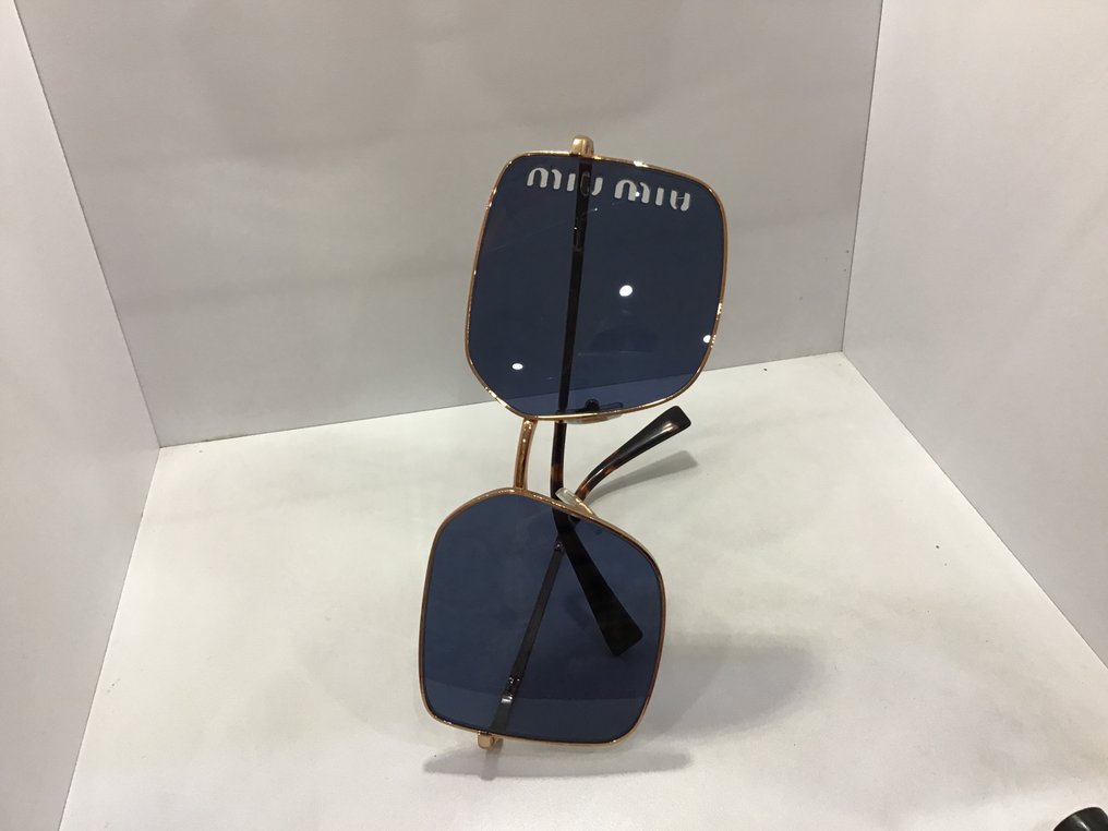 Miu Miu - 51y - Zonnebril #1.0