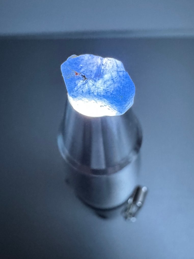 Természetes kék zafírok, nyers. 100 karát. Nincs minimális ár. Durva- 20 g - (28) #2.1