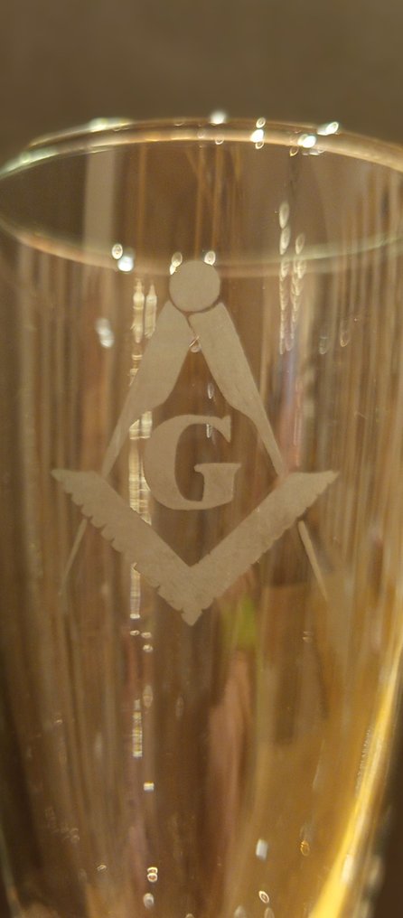 Drinking set for 6 (6) - Freemasonry - decoration of the Square and Compass - Masonic flute glasses with team, compass, and G central for Masonic Agape. #3.2