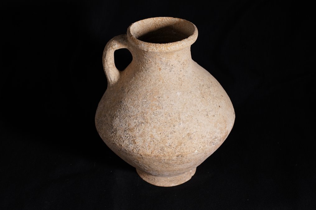 Middle Bronze Age Pottery pitcher, 28 x 23 cm #3.2