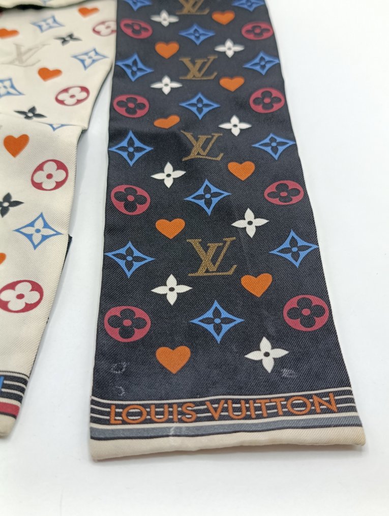 Louis Vuitton - Monogramme Game - MP2904 - Foulard #1.0