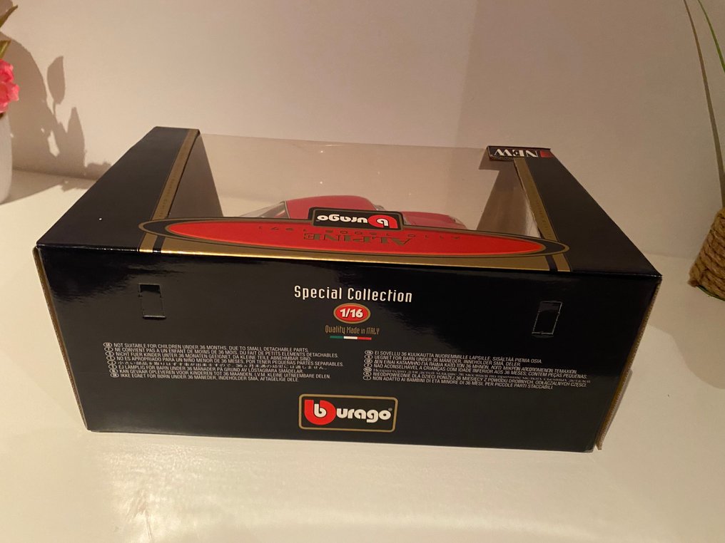 Bburago 1:16 - Model car - Alpine A110 1600 S 1971 - Special Collection #3.2
