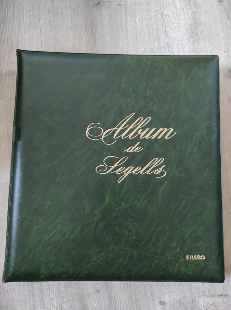 Espagne 2000/2002 - Album avec collection complète de timbres d'Espagne en bloc de 4 ans - edifil #1.0