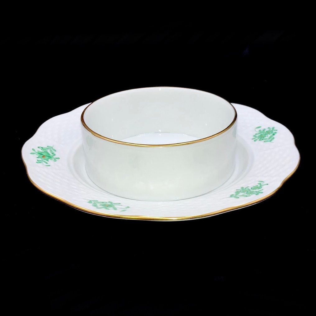 Herend - Exquisite Butter Dish with Applied Roses (19 cm) - "Apponyi Green" Pattern - Πιάτο βουτύρου - Χειροποίητο πορσελάνη ζωγραφισμένο με το χέρι #3.2