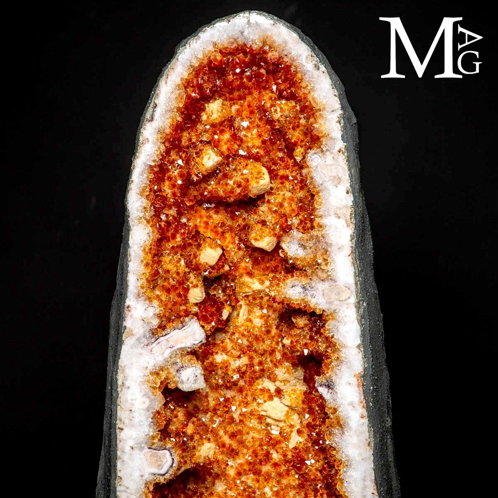 Madeira Citrine Quartz - Top Quality - Exclusive Geode Cathedral - Deep Color - Height: 825 mm - Width: 265 mm- 57.3 kg #2.1