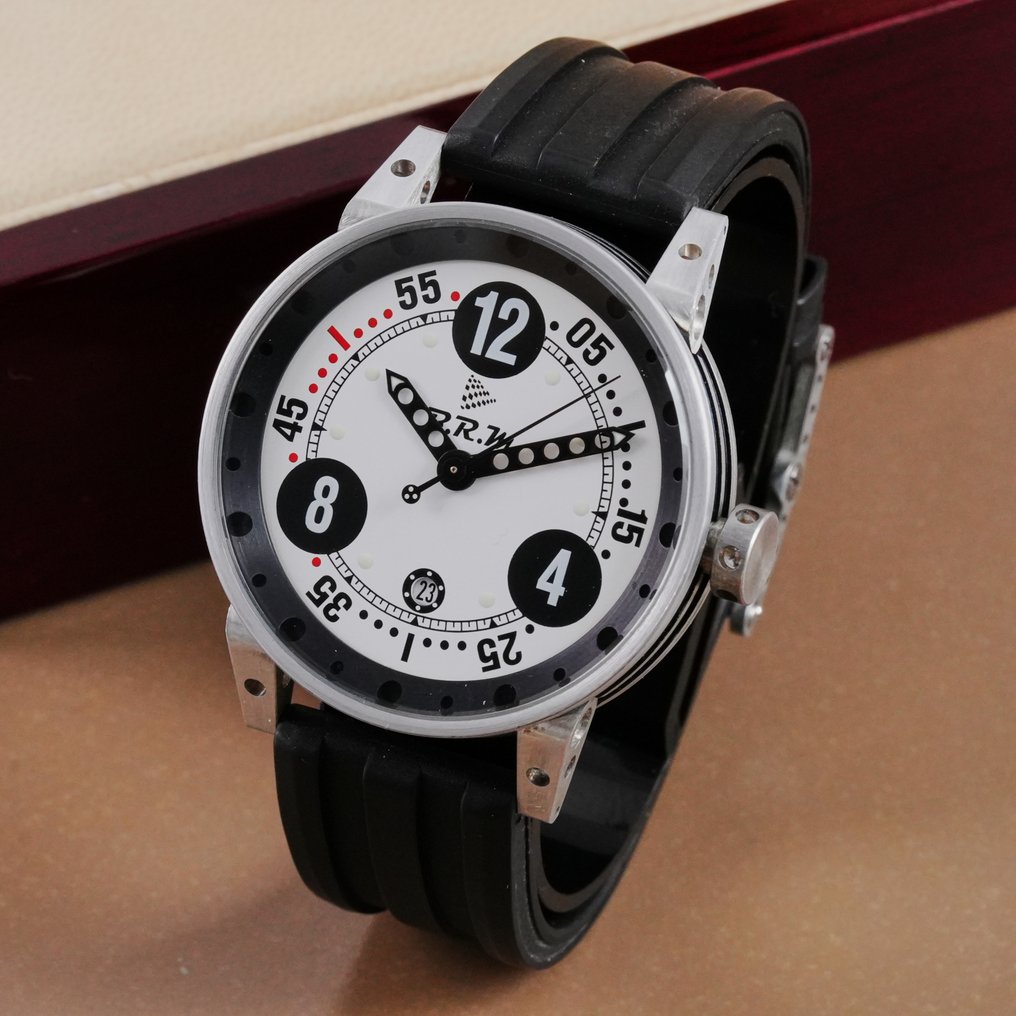 B.R.M. - V6-44 - Bărbați - 2010-2020 #1.0