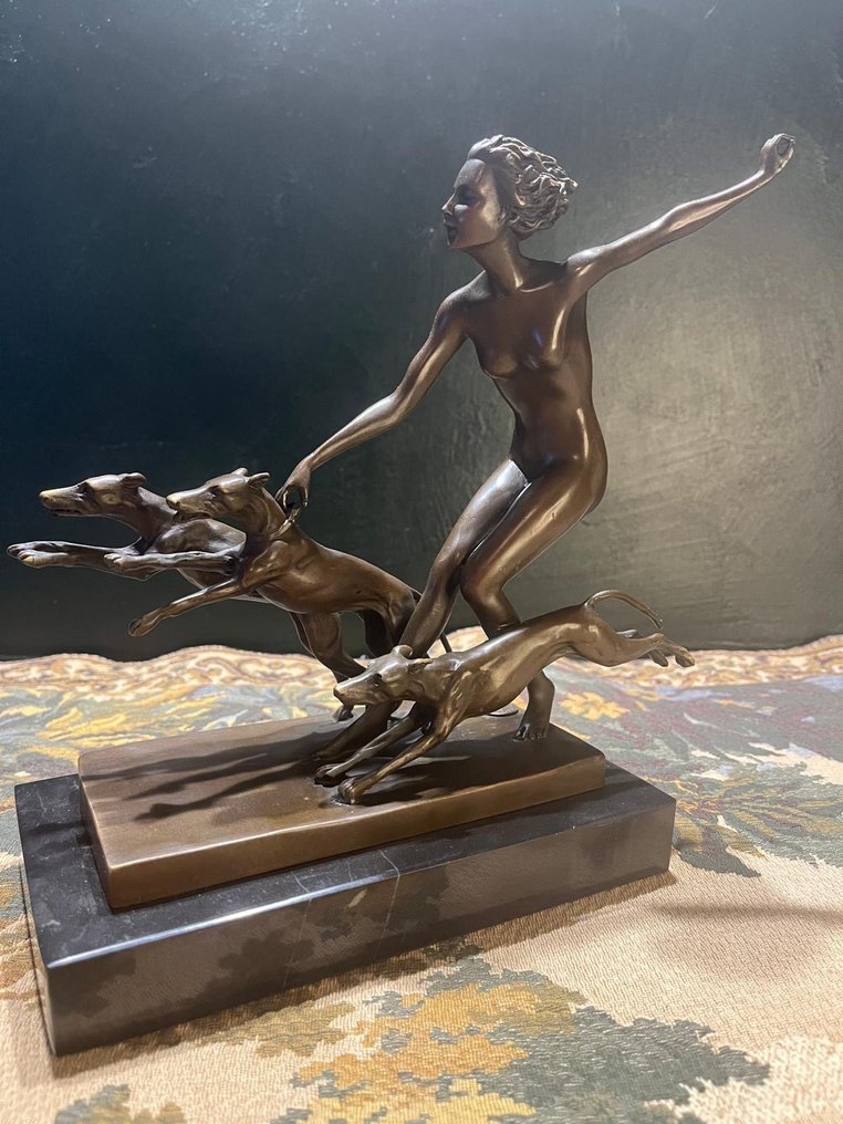 雕塑, Hunting Diana with 3 dogs - 23 cm - 黄铜色, 大理石 #1.0