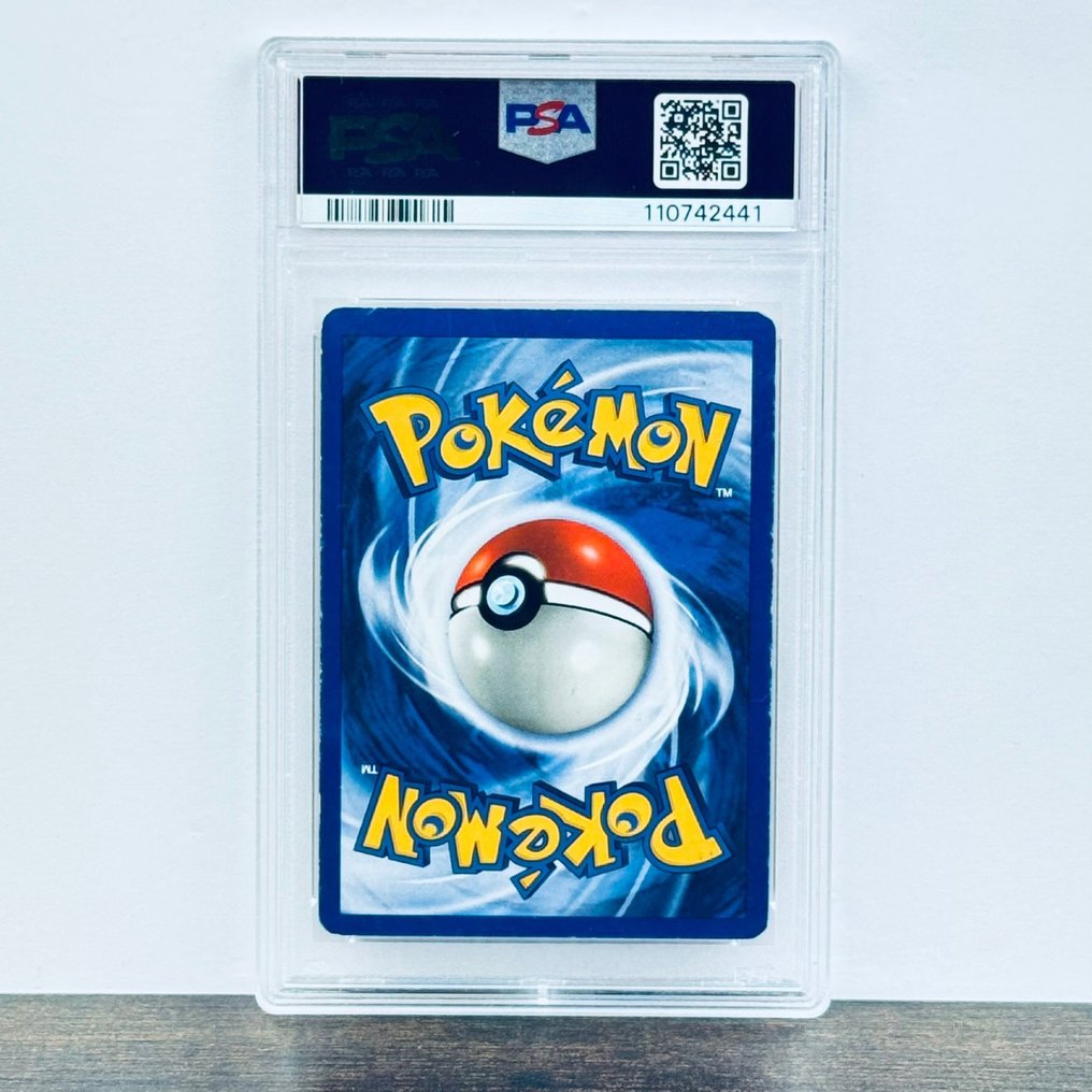 Pokémon Graded card - Shining Gyarados 65 - Pokémon - PSA 5 #2.1
