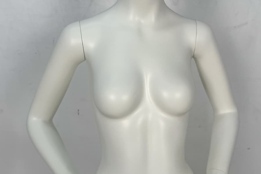 Genesis - Mannequin - Weibliche Schaufensterpuppe - PVC #4.3