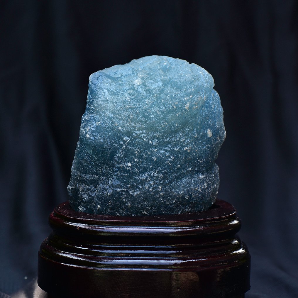 ALGT 认证 - 巨大而精湛的天然海蓝宝石 由自然和时间塑造的强烈色调- 742.2 g #1.0