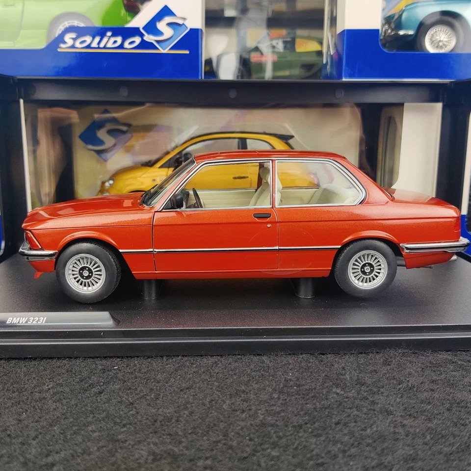 Solido 1:18 - Αυτοκίνητο μοντελισμού - BMW 323i #3.2