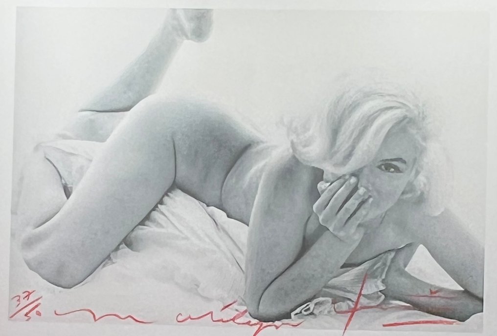 Bert Stern (1929–2013) - Bert Stern signed Marilyn Monroe nude Baby on the Bed #1.0