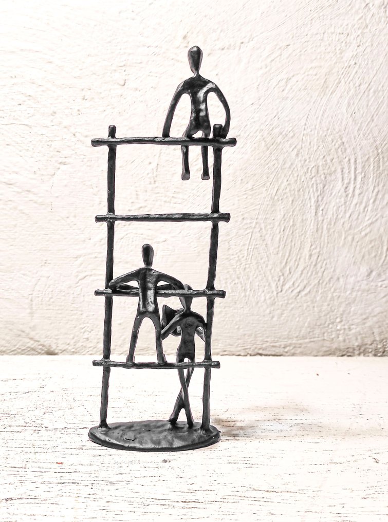 Sculpture, Sobre la escalera - 25 cm - fer forgé #3.2