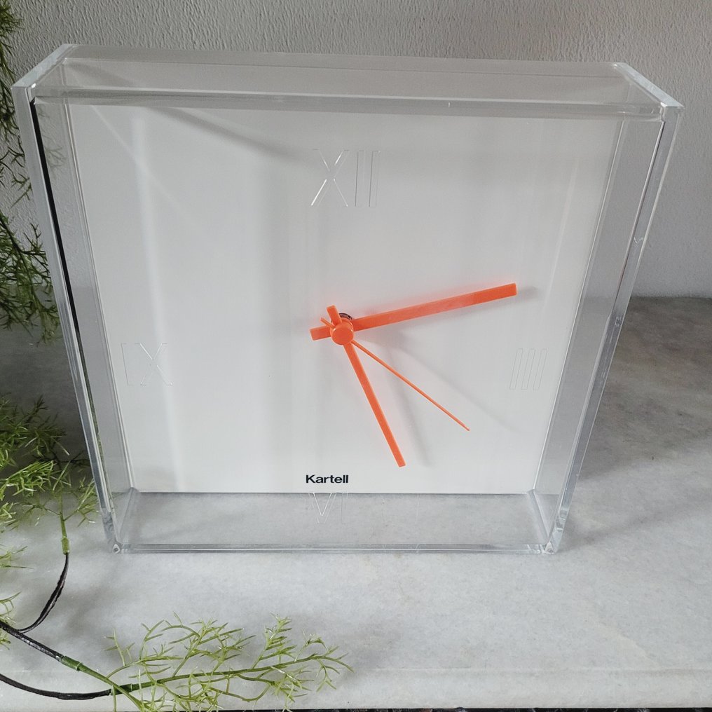 时钟 - Kartell - Philippe Starck - Tic&Tac -   聚甲基丙烯酸甲酯 - 1990-2000 #1.0