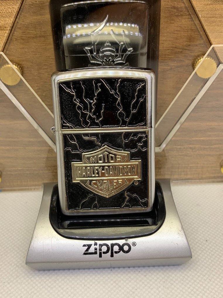 Zippo - custom:Harley-Davidson embossed emblem - Lighter - Steel #1.0
