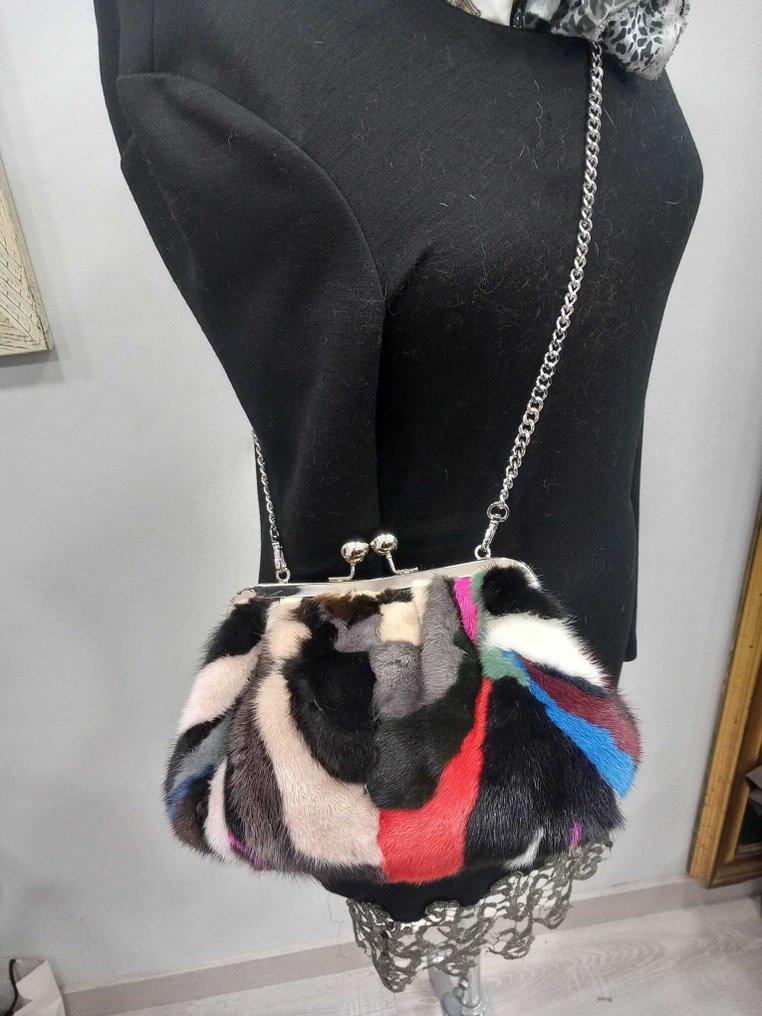 Artisan Furrier - Táska #1.0