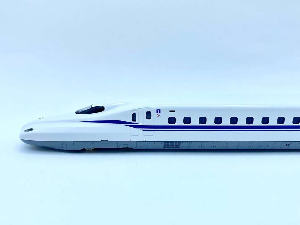Kato N - 12-005 - Modelltog (1) - N700S Shinkansen “Nozomi” - JR #4.3