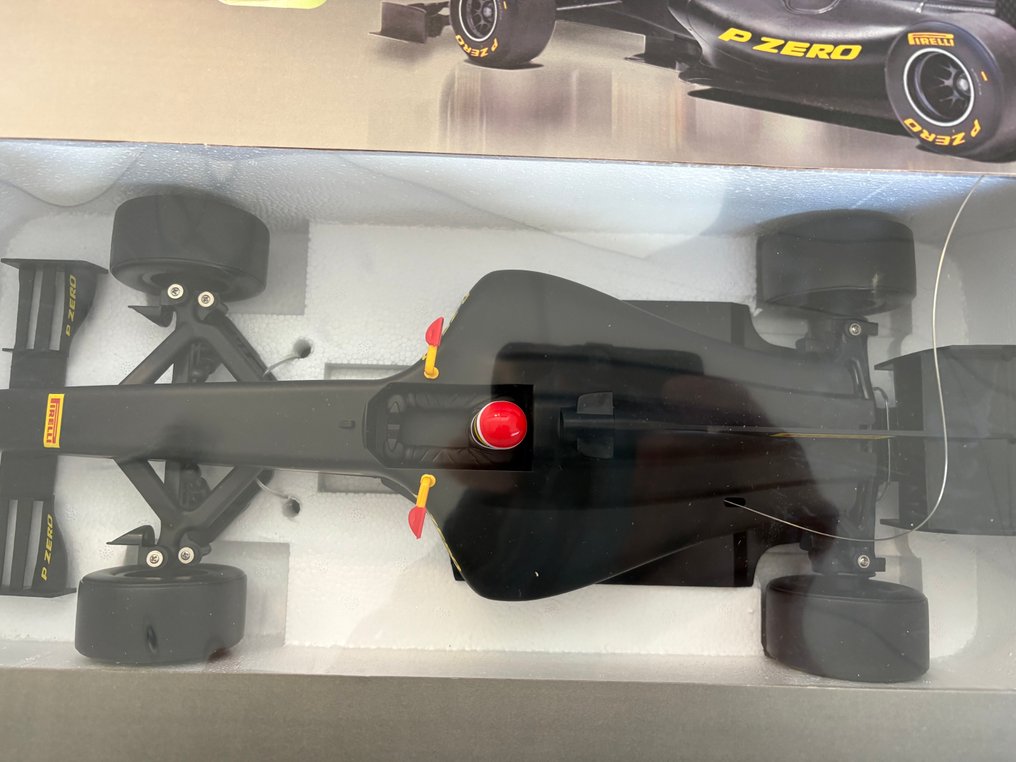 Pirelli αγωνιστικό αυτοκίνητο - Pirelli - Racewagen #1.0