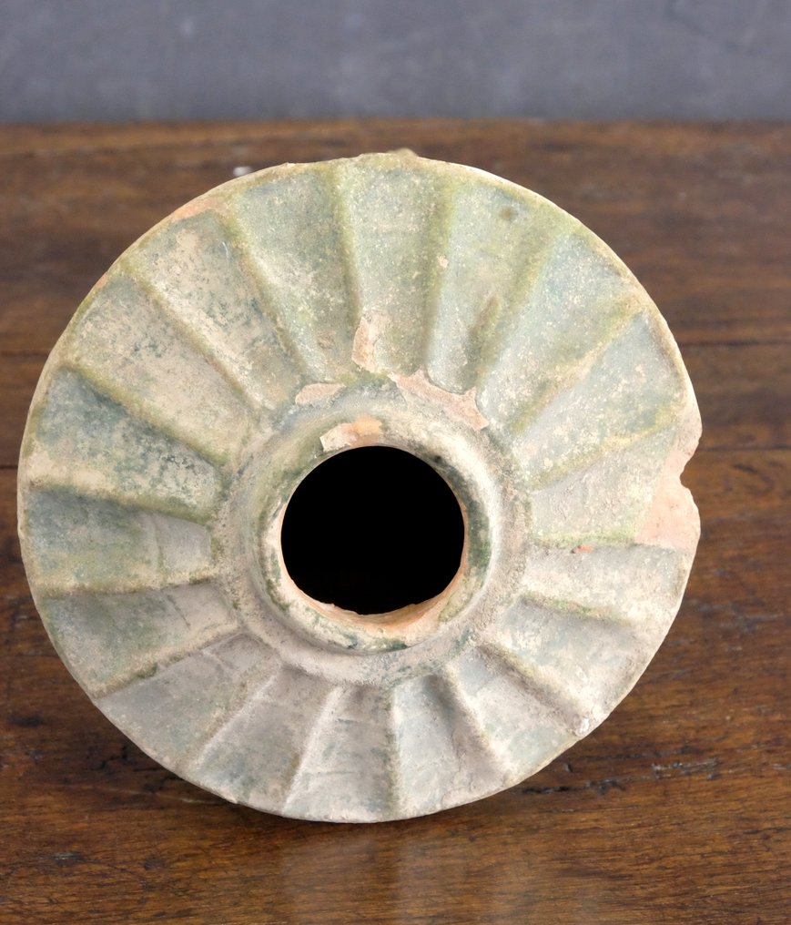 Töpferware - China - Han Dynastie (206 v.Chr.- 220 n.Chr.) #3.2