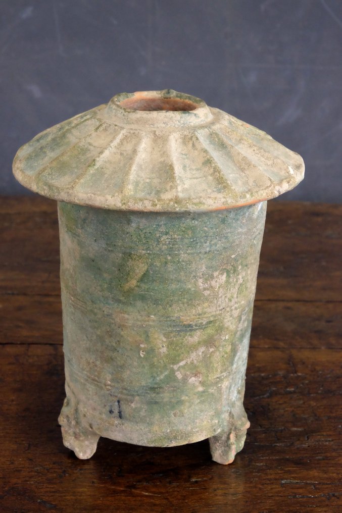 Töpferware - China - Han Dynastie (206 v.Chr.- 220 n.Chr.) #2.1