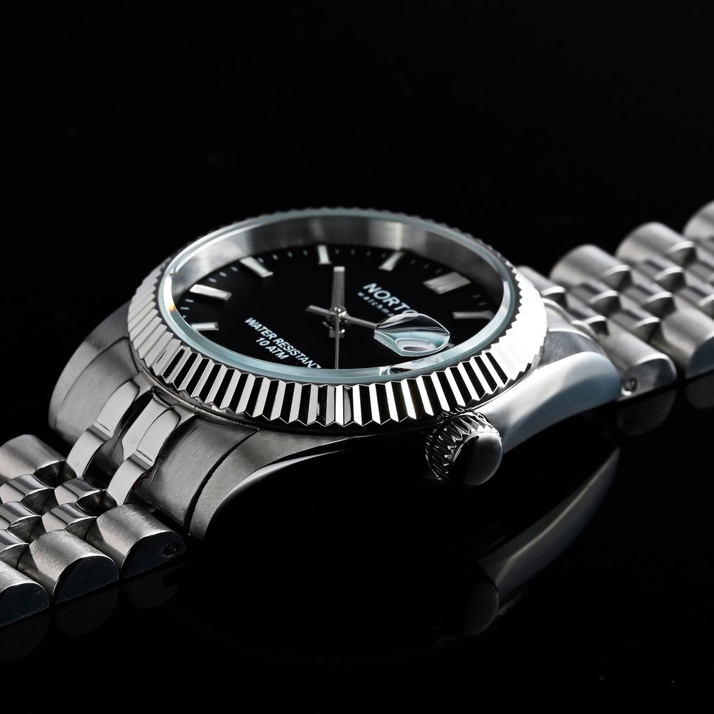 NORTON - Vibia - No Reserve Price - Women - 2025 #3.2