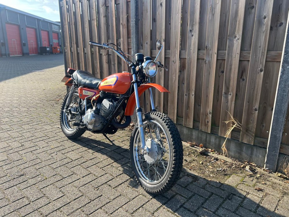 Kawasaki - F8 - Bison - 250 cc - 1971 #2.1