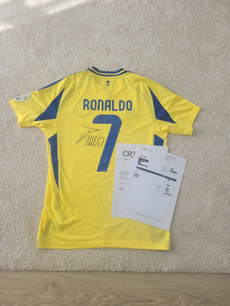 Al-Nassr - 克里斯蒂亚诺·罗纳尔多 - 签名T恤。2024/25  #4.3
