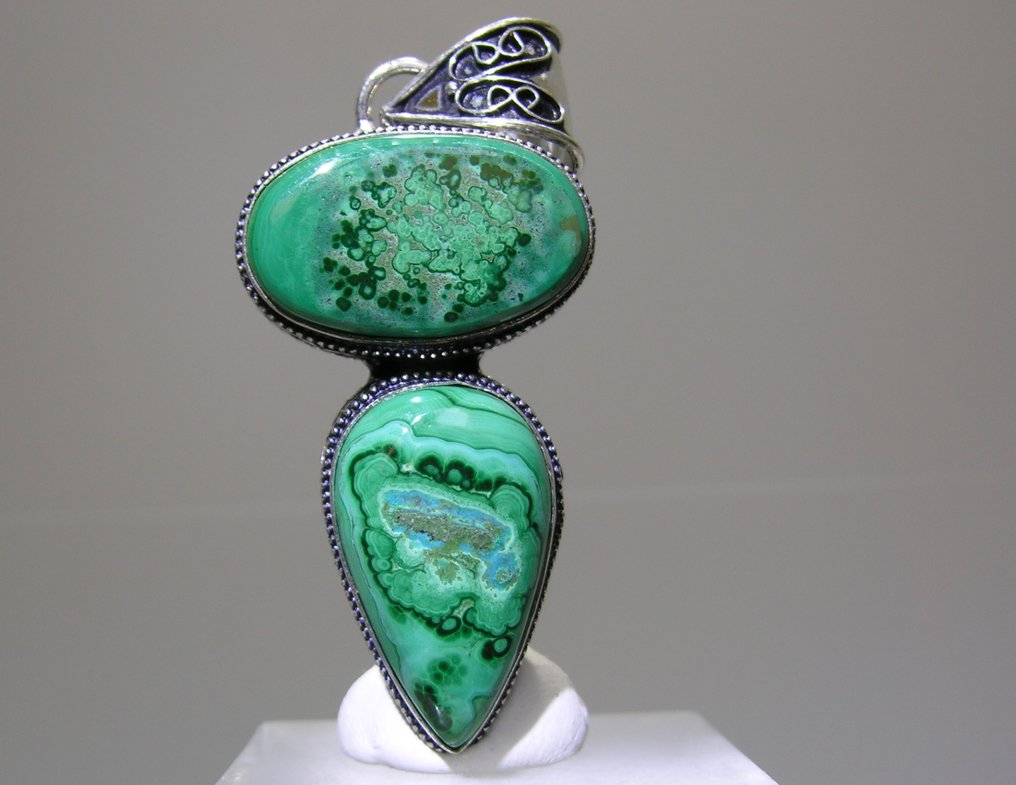 Malachit Főggő - Magasság: 63 mm - Szélesség: 25 mm- 19.1 g - (1) #1.0