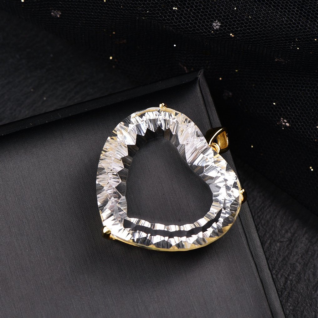 ALGT Certified - Huge and Masterful Natural Quartz Pendant - Extraordinary clarity that stands out at first glance- 33.02 g #3.2